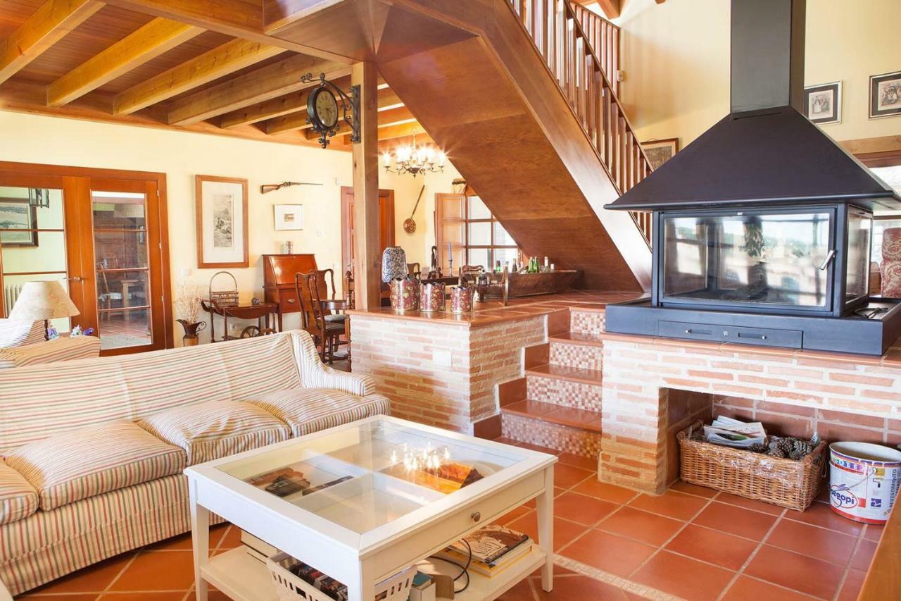 Pensjonat Casa Roble Almenara de Tormes Zewnętrze zdjęcie