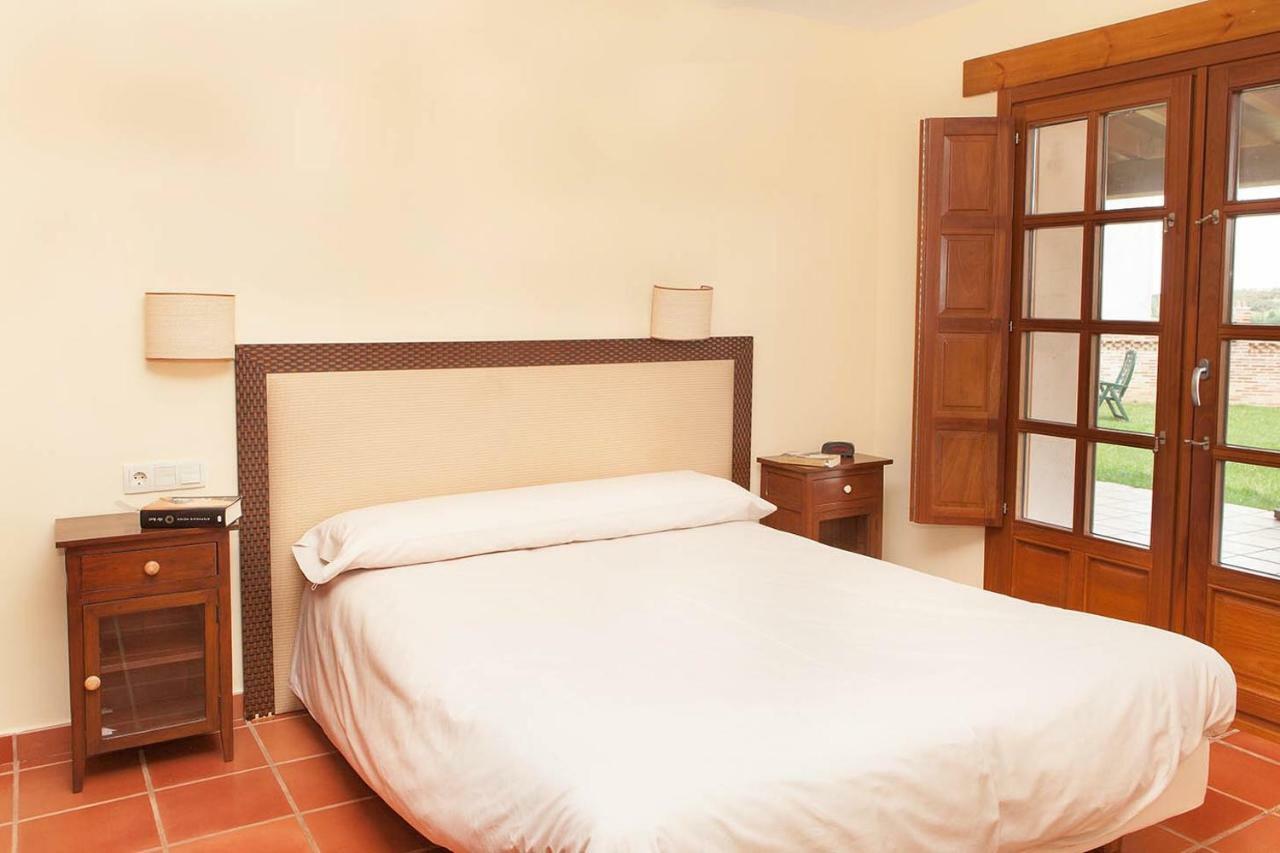 Pensjonat Casa Roble Almenara de Tormes Zewnętrze zdjęcie