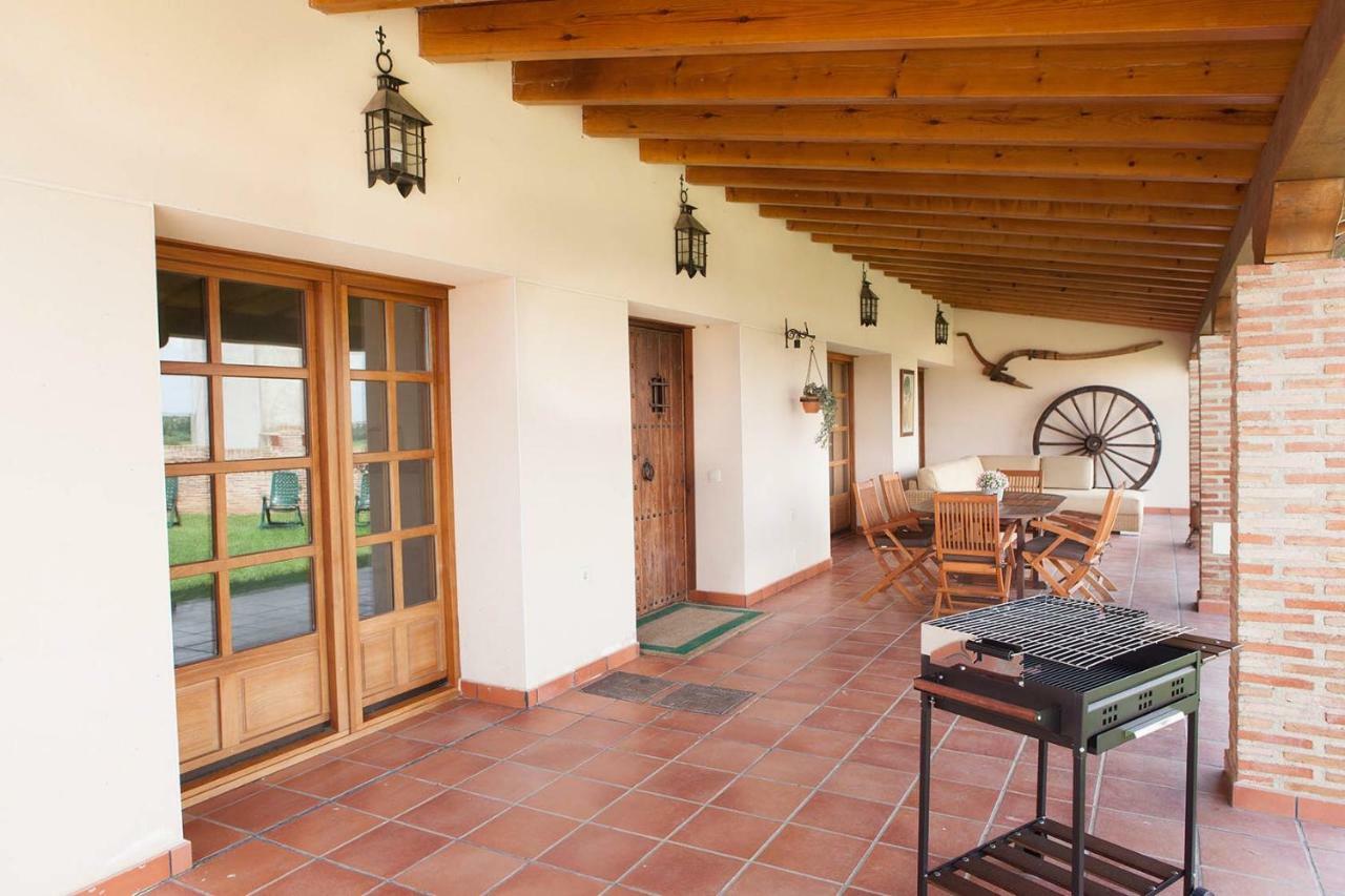 Pensjonat Casa Roble Almenara de Tormes Zewnętrze zdjęcie